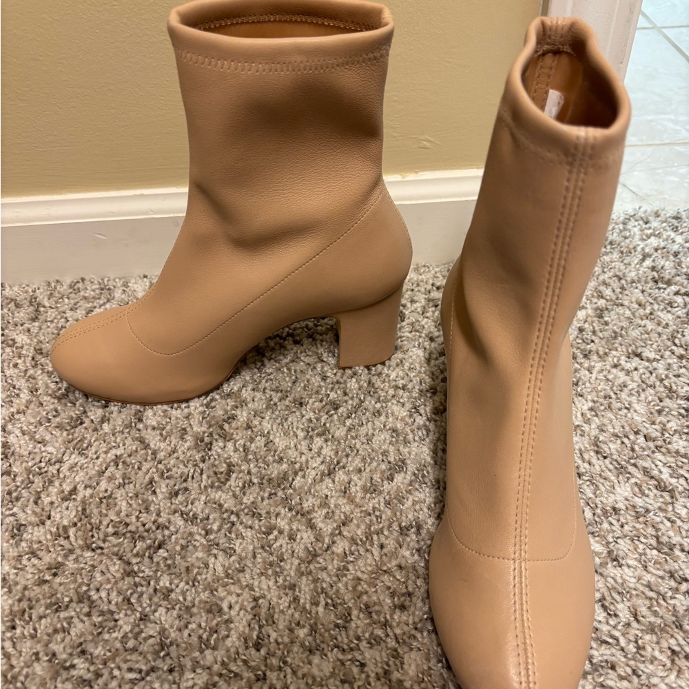 Stuart Weitzman Nude Ankle Boots Size 5.5